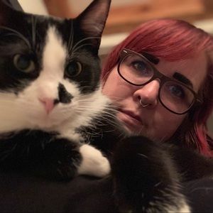 Meet your Posher, Carrie